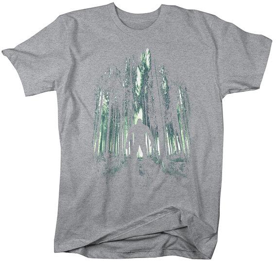 Men's Cool Bigfoot T-Shirt Forest Sasquatch Tee Grunge Hide Seek Hipster-Shirts By Sarah
