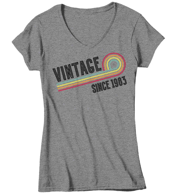 Women's V-Neck Vintage 1983 Birthday Shirt 40th Birthday Party Tee Sketch Font Fortieth BDay Rainbow TShirt Forty Graphic Funky Retro Tee-Shirts By Sarah