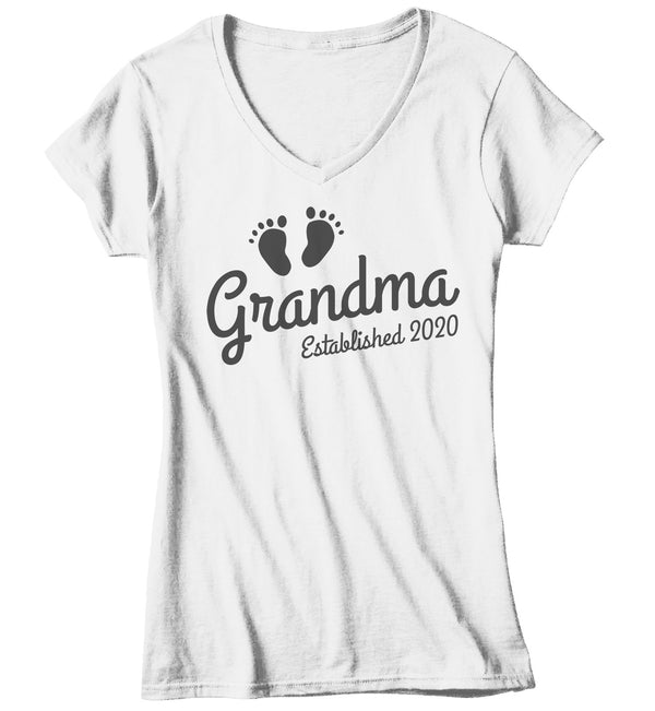Women's Grandma Established 2020 Baby Feet Shirt Promotion New Baby Reveal Cute Shirts-Shirts By Sarah