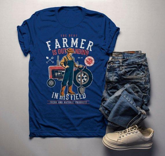 Men's Funny Farmer Shirt Best In Field TShirt Farming Gift Idea Vintage Farming Graphic Tee-Shirts By Sarah